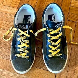 Green suede Golden Goose original.